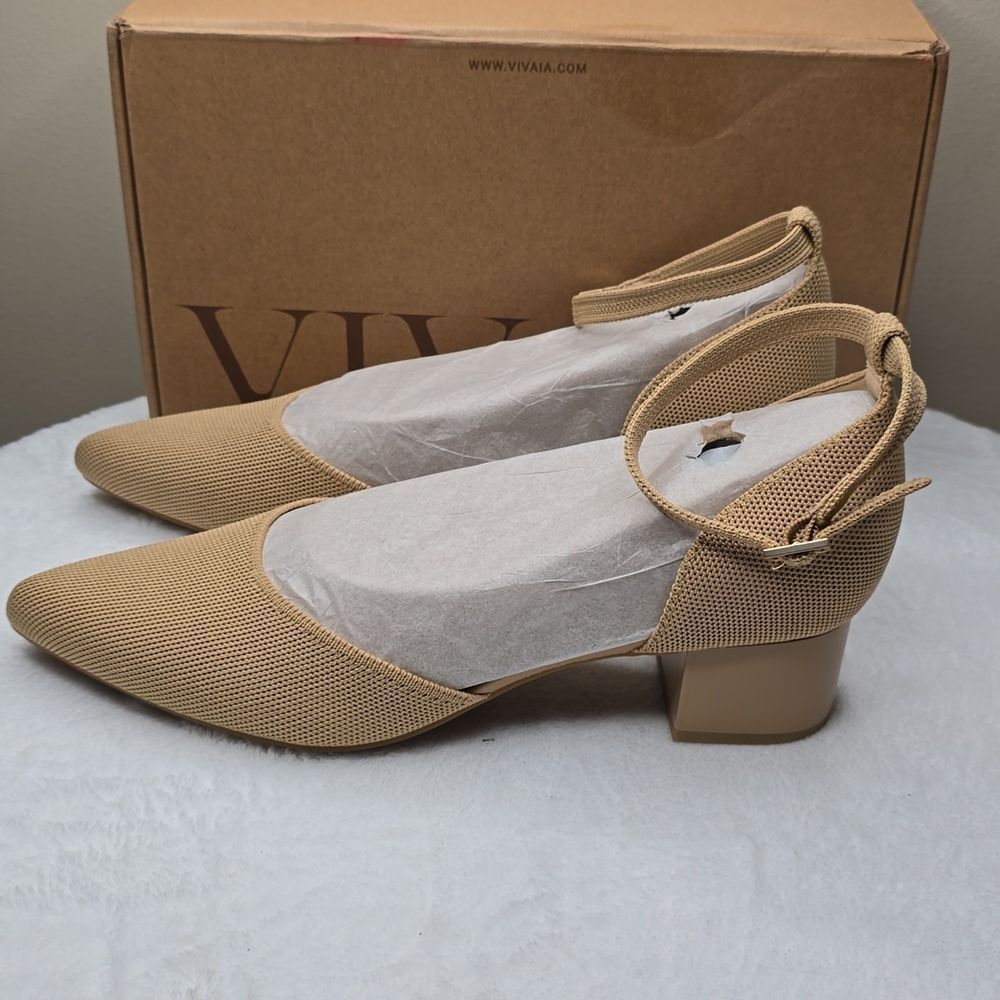 NIB Vivaia Pointed-Toe Stress FREE Block Heels (G… - image 5